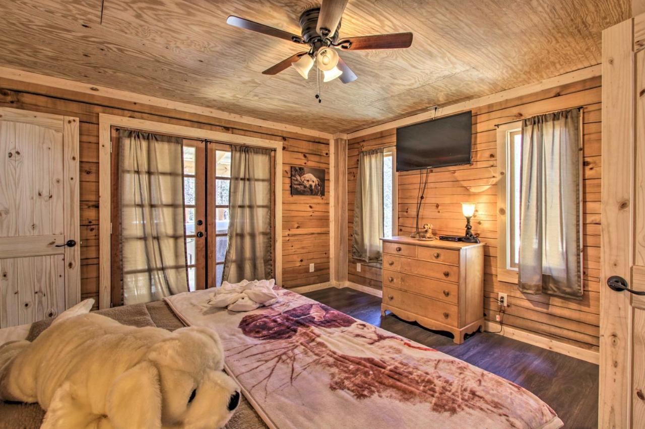 The Phoenix Cabin With Hot Tub In Gatlinburg! Buitenkant foto